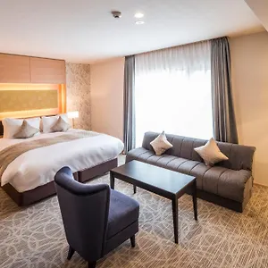 4* Hotel Shinmachi Rokkaku Grandereverie